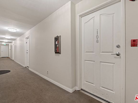 3rd image of 1160 Granville Ave APT 108