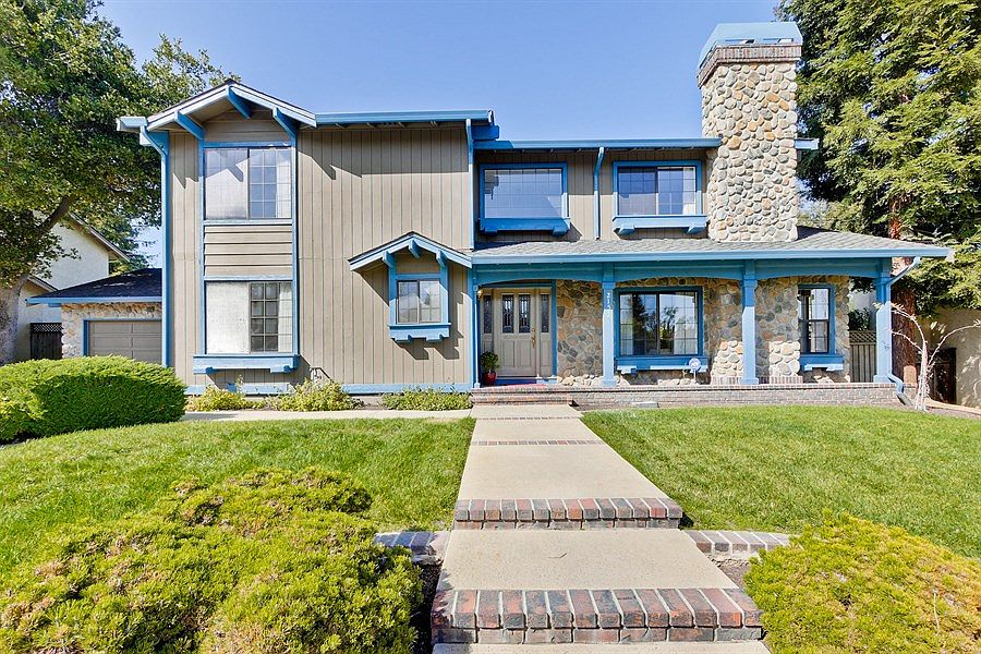2nd image of 21535 Addington Ct
