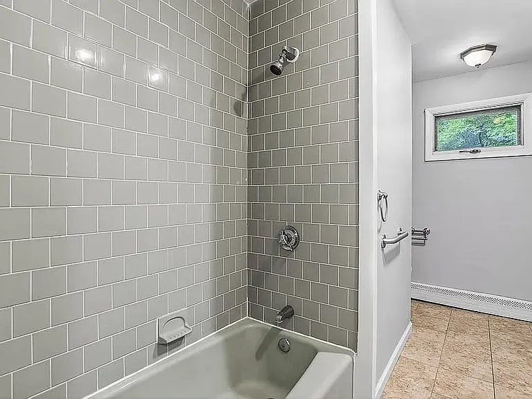 108 Harvey St #1 — Photo 15