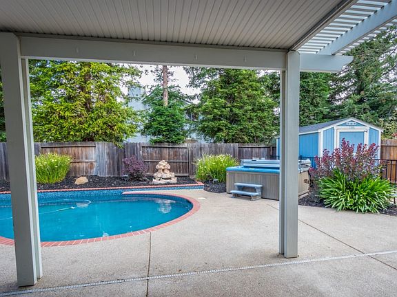 5th image of 1458 Badovinac Dr