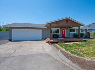 85770 Loop Ln, Eugene, OR 97405