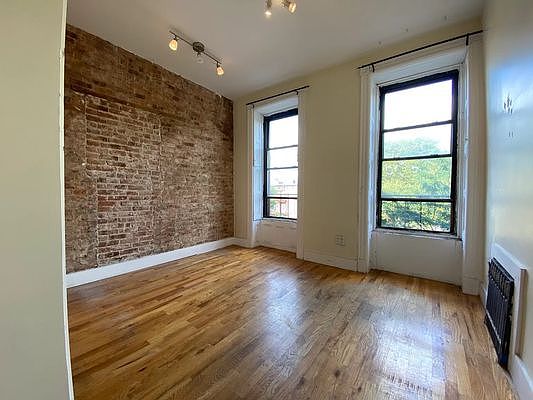 4th image of 1116 Bushwick Ave #4