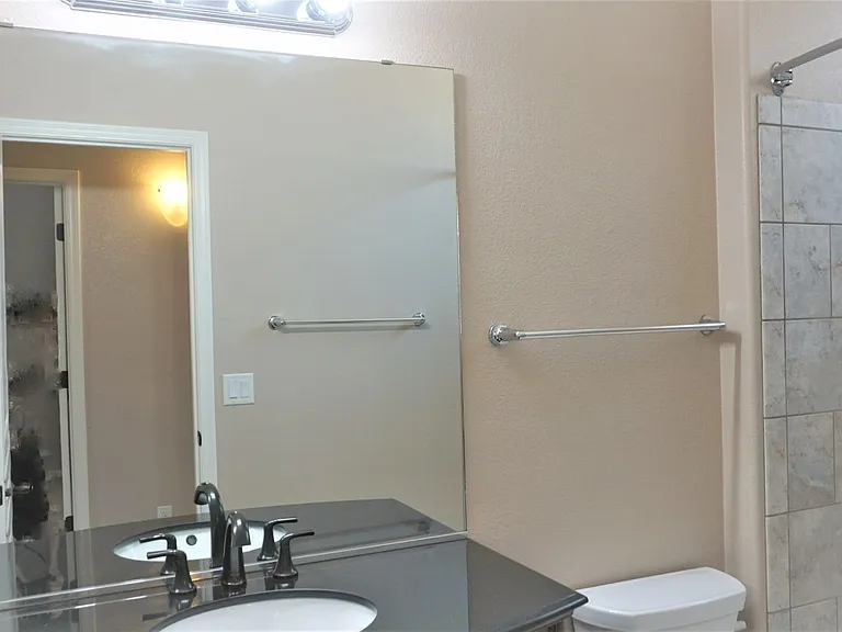 1858 Prairie Grass Dr — Photo 38