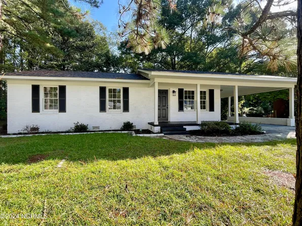 308 N Haines Street, Williamston, NC 27892