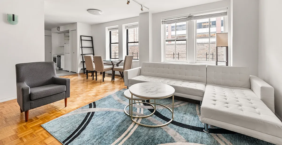 Building Photo - 150 W 51st St #2119