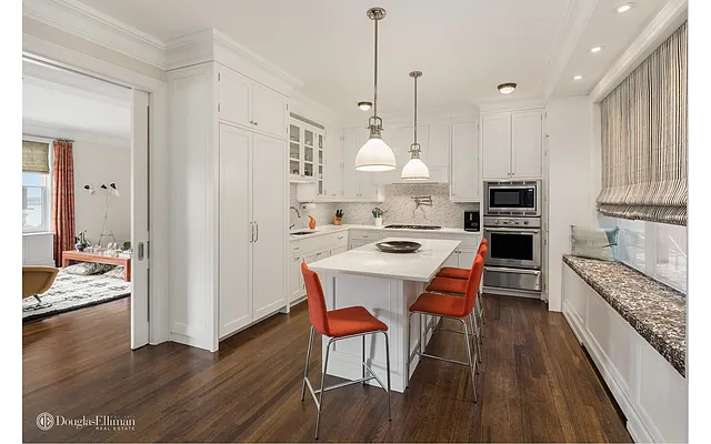 Sold by Douglas Elliman | media 20