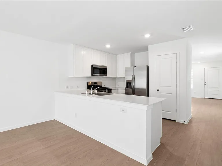 3105 Campeiro Ave — Photo 6