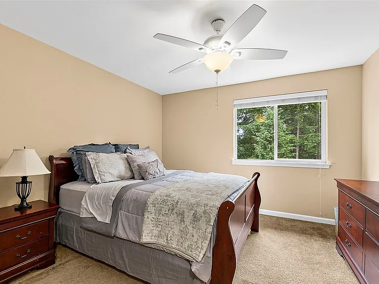 1440 Farina Loop SE — Photo 16