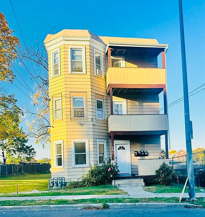 151 Cannon St #3