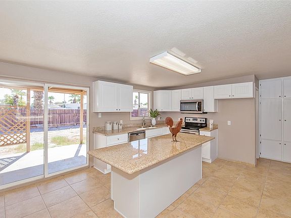 3rd image of 2243 S Olivia Ave