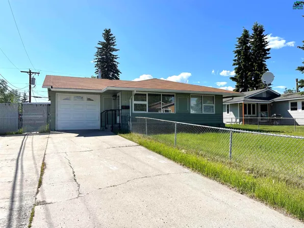 264 Bentley Dr, Fairbanks, AK 99701