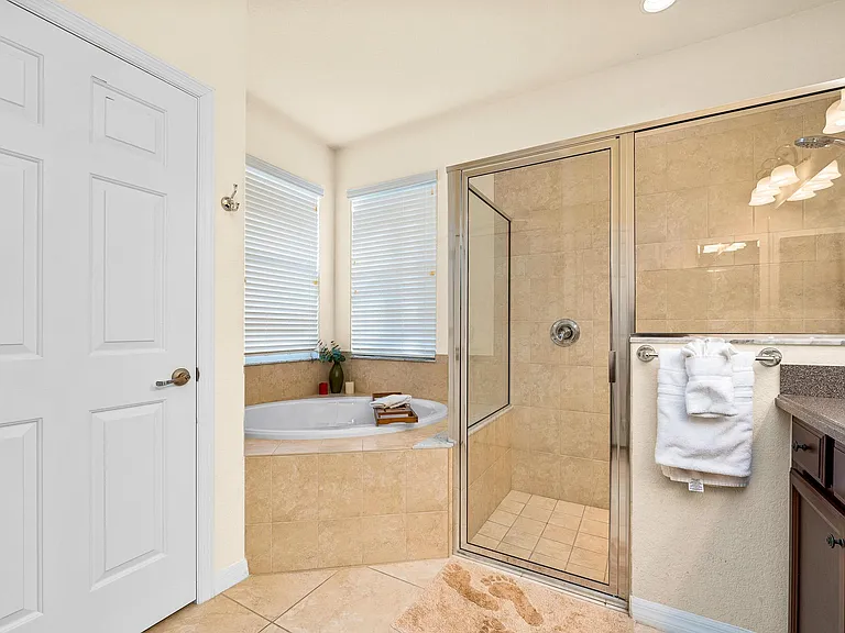 9022 Heritage Sound Dr — Photo 40
