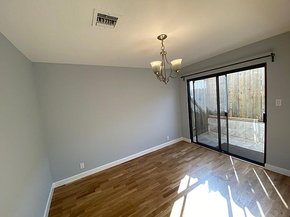 5th image of 1421 El Camino Real APT 4