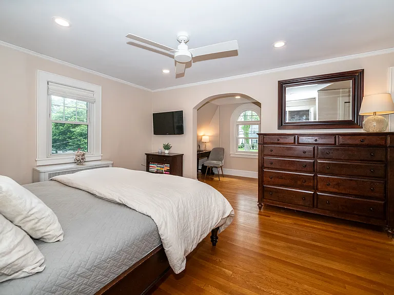 17 Bonnett Ave — Photo 20