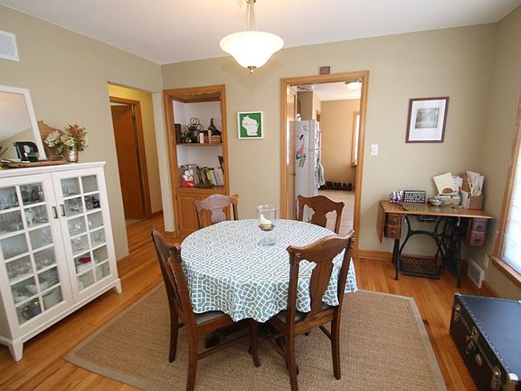 5th image of 9105 W Park Hill Ave