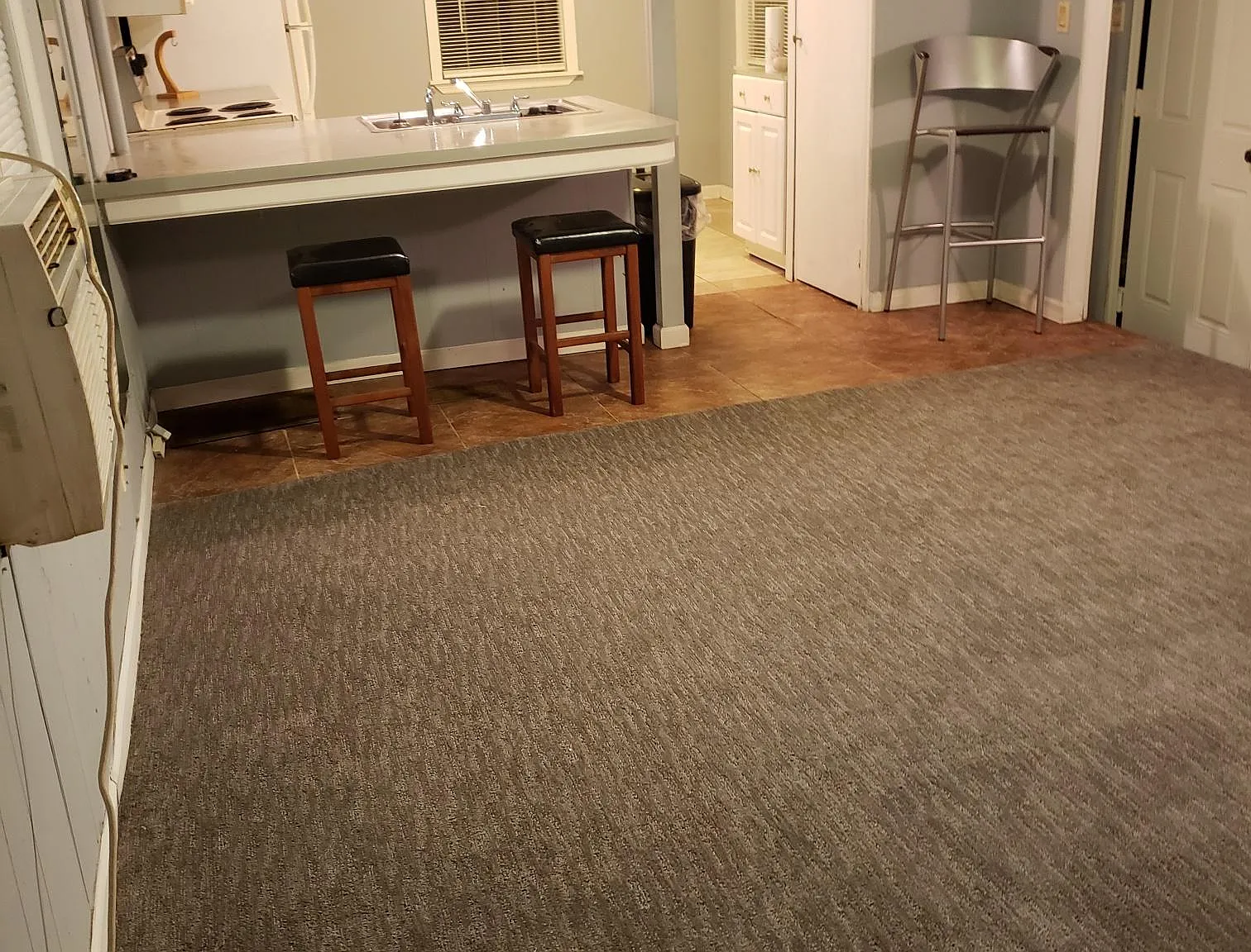 3 bed, 672 sqft, $1,500 — Photo 3