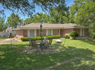 20 Timber Cove Ln, Coldspring, TX 77331