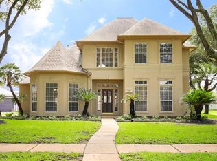 6318 Dew Bridge Dr, Sugar Land, TX 77479