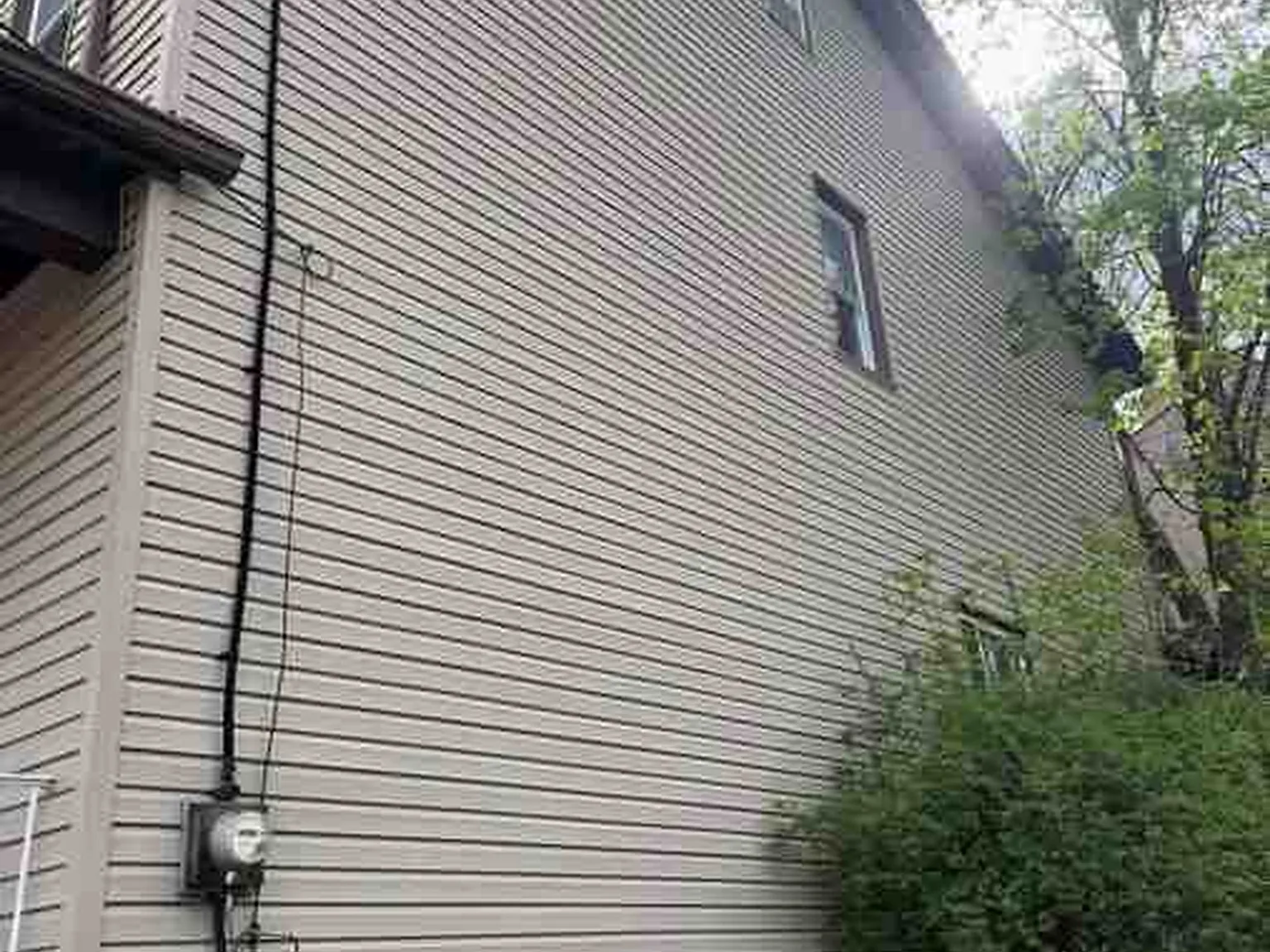 4 bed, 1368 sqft, $2,200 — Photo 4