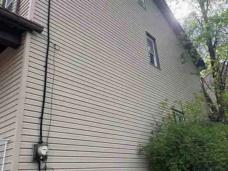 421 Belonda St — Photo 4