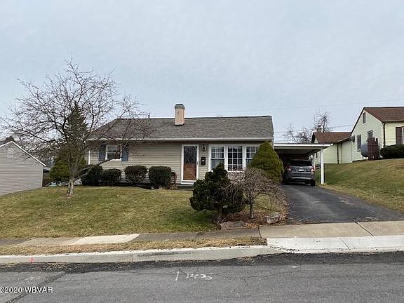 2nd image of 717 Sylvan Dr S