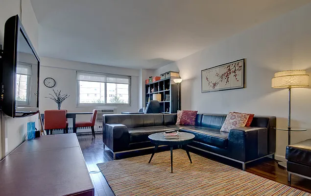 Sold by Brown Harris Stevens | media 19