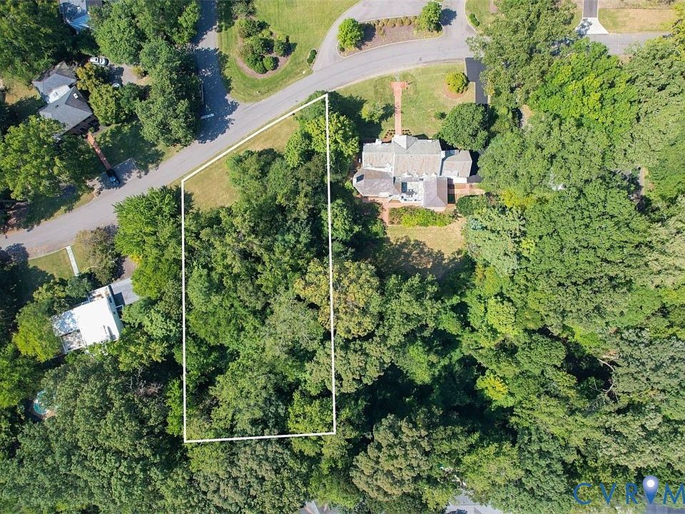 2nd image of 25 Ampthill Rd