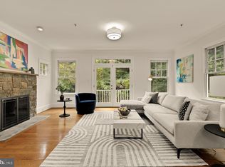 5301 McKinley St, Bethesda, MD 20814