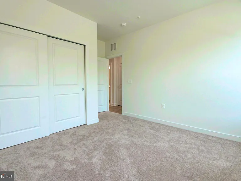 16108 Frederick Rd — Photo 26