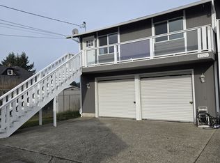1029 110th St S, Tacoma, WA