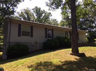 3240 Shamrock Rd, Festus, MO 63028