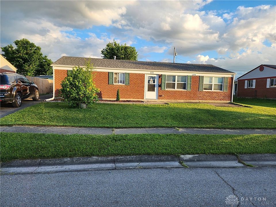 1st image of 221 Doyle Ave