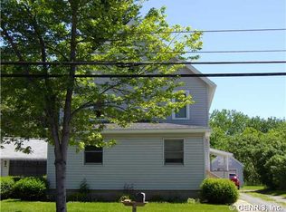 67 S Main St, Manchester, NY 14504
