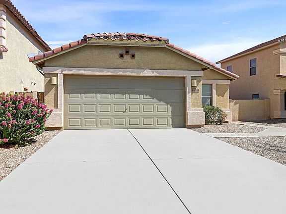 2nd image of 44144 W Cypress Ln