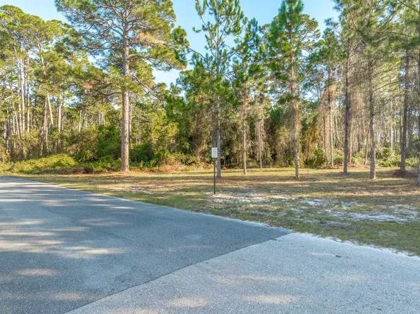 711 NE H Ave, Carrabelle, FL 32322