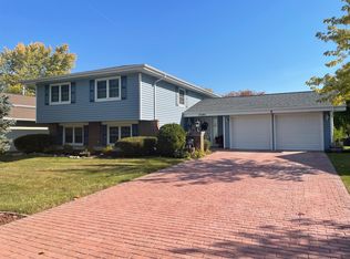 2080 Carling Rd, Hoffman Estates, IL 60169