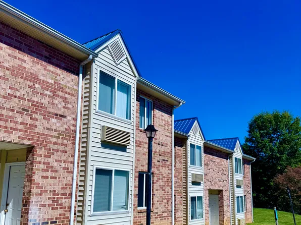 461 Whites Mill Rd #455-B, Abingdon, VA 24210