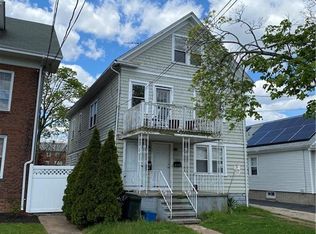 100 Bradley Ave, East Haven, CT 06512