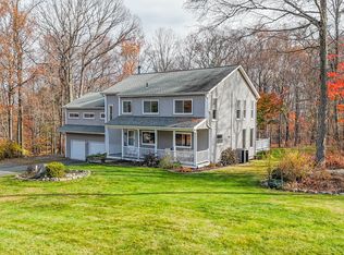 7 Farmwood Dr, Prospect, CT 06712