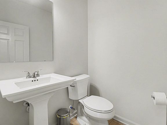 4th image of 24731 Arbor Ct