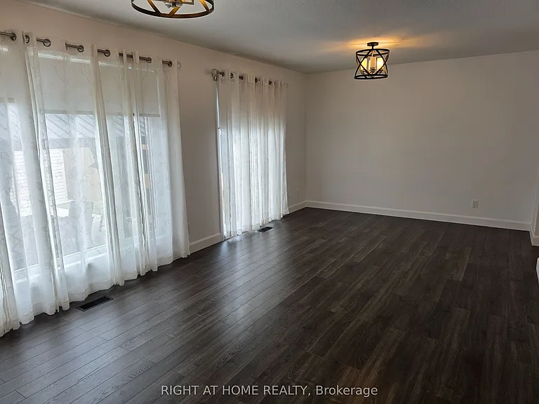 127 Dewitt Rd — Photo 10