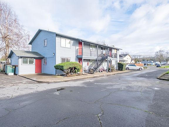 3rd image of 800 S 4th St APT 8