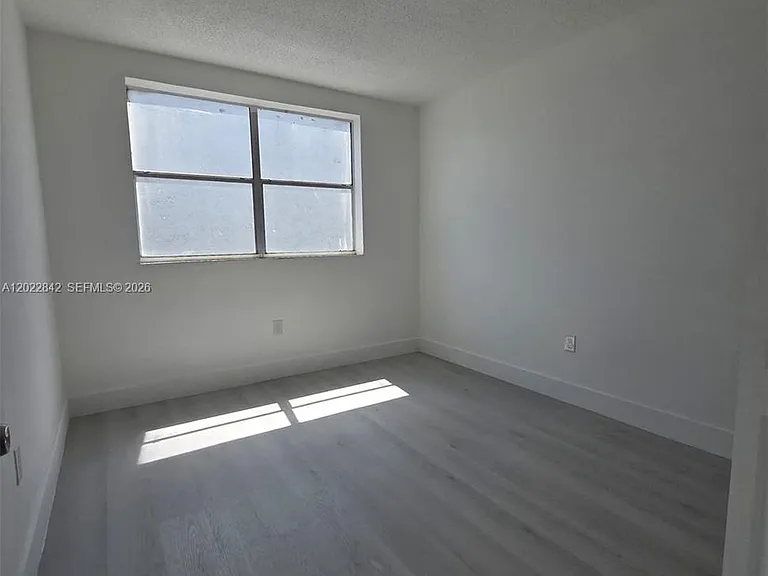 1104 W 44th St #87 — Photo 10