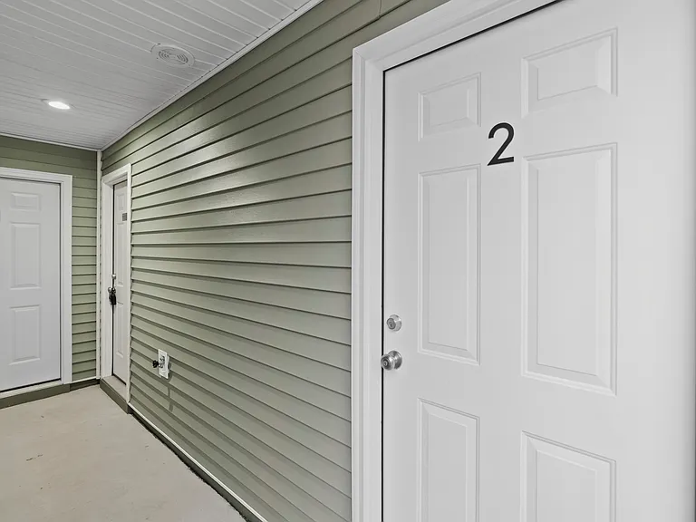 816 Asylum St #2 — Photo 3