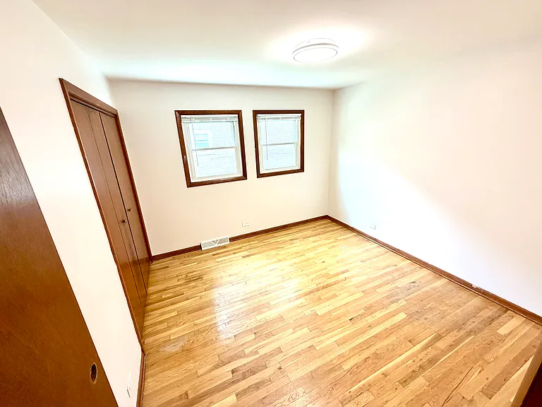 167 E Van Buren St #1 — Photo 12