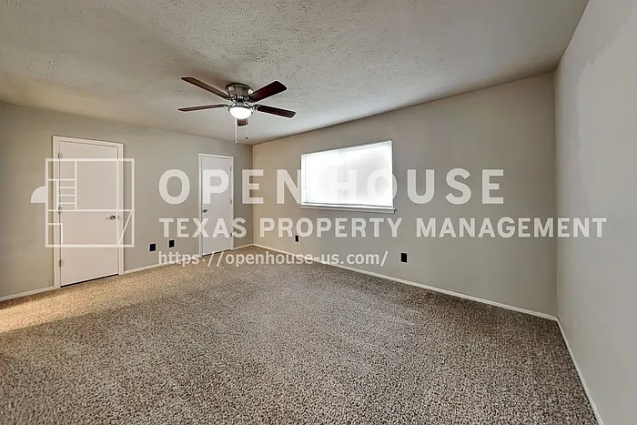 6917 Lincolnshire Ln — Photo 9
