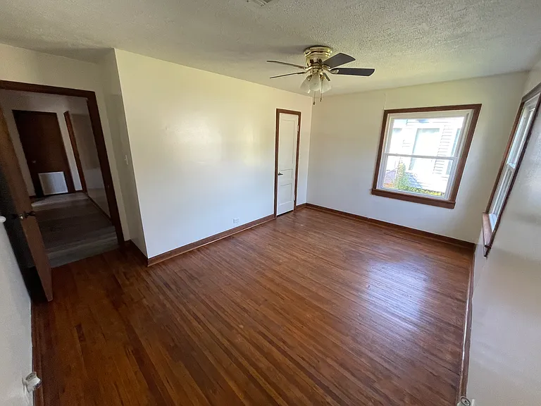 504 Kirk St — Photo 8