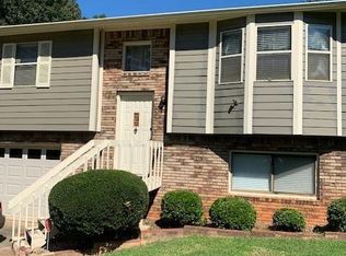 494 Jaywood Ct, Stone Mountain, GA 30083