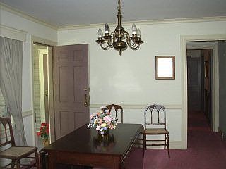 4th image of 1637 Marvelle Ave