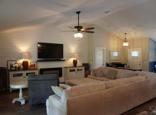 7305 Durden Dr, Pensacola, FL 32526